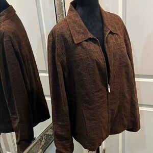 Brown Utility Jacket with Classic Collar and Casual Style